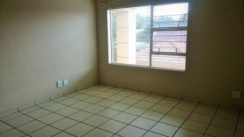 2 Bedroom Property for Sale in Die Bult Western Cape